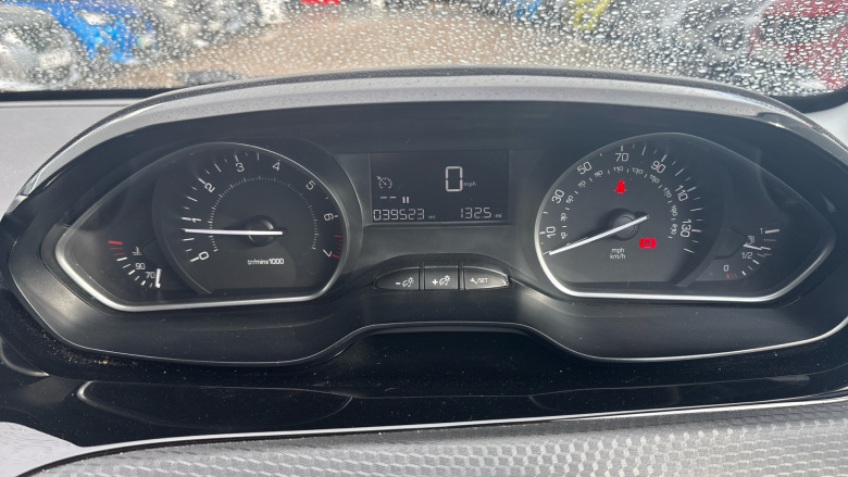 Peugeot 208 1.2 PureTech 82 Allure 5dr Petrol Hatchback